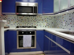 Blue kitchen tile design