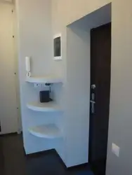 Koridor dizaynı künc rəfi