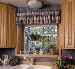 Curtain design for kitchen gardens