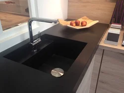 Countertops ошхона бо тарҳи акс танӯраи