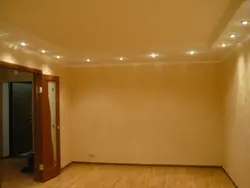 Xrushchevdagi kvartirada shiftlarning fotosurati
