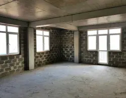 Unfinished apartment photo in a new building