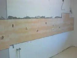 How to lay tiles in the kitchen photo