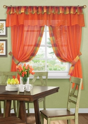 Photo of curtains for the kitchen if the wallpaper is orange