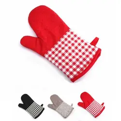 Kitchen mitt photo