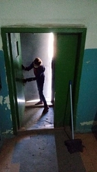 Фото возле двери квартиры