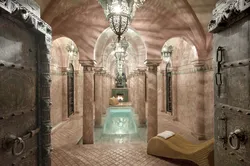 Castle style bath design