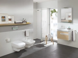 Hamam dizaynı divara asılmış tualet