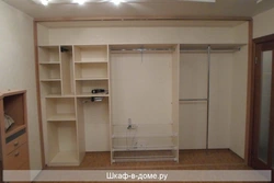 Built-in wardrobe in the hallway photo inside