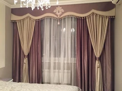 Lambrequin gang in the bedroom photo