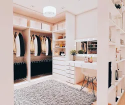 Wardrobe mirror design