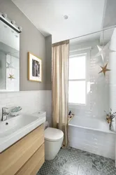 Modest bathroom photo