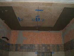 Vanna otağı üçün tavan plitələrinin fotoşəkili