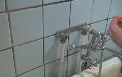 Жуынатын бөлмедегі фотосуретте кранды қалай орнатуға болады