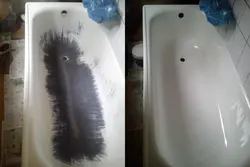 Painting a bathtub with acrylic photo