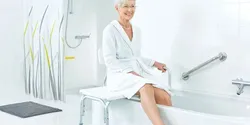 Bath for the elderly photo