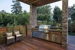 Дизайн летней кухни кирпичом