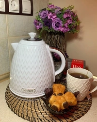 Kettle In The Kitchen Interior