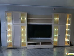 Ҳуҷраи зиндагӣ акс орнета