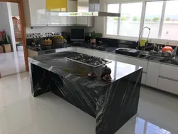 Стальніца для кухні з граніту фота