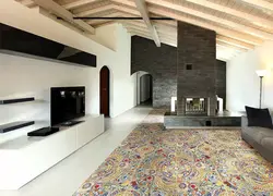 Porcelain tiles in the living room photo in the house