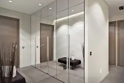 Mirror doors in the hallway photo design