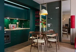 Emerald walls in the kitchen interior