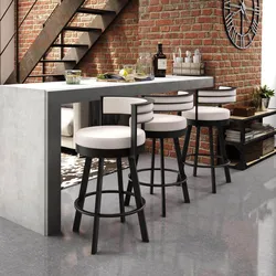 Mətbəx fotoşəkili üçün loft üslubunda masa