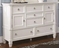 Photo of chests of drawers for a classic bedroom