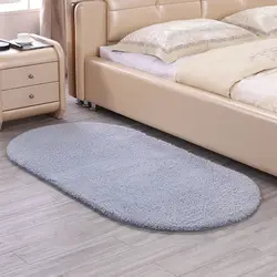 Oval rugs in the bedroom photo