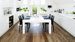Mətbəxin Içərisində Ağ Linoleum