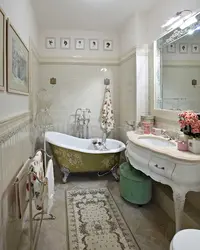 Old bathroom design