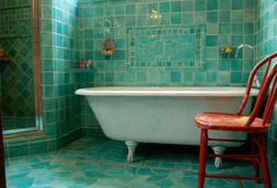Old bathroom design