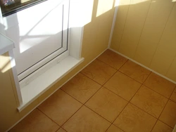 Loggia Döşəmə Plitələrinin Fotoşəkili