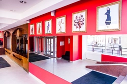Teatr buff güzgü qonaq otağı foto