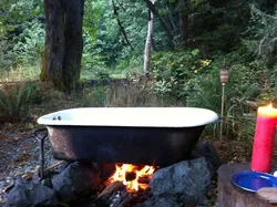 Outdoor bathroom photo