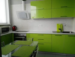 Gray-green wallpaper in the kitchen interior