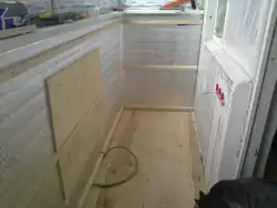 Чӣ тавр лоджияро дар дохили акс изолятсия кардан мумкин аст