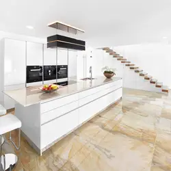 Marble tiles on the kitchen floor in the interior