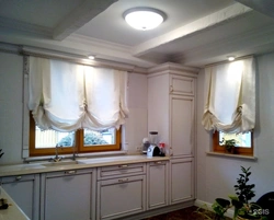 Design of curtains for kitchen ceiling