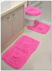 Crochet bath mat photo
