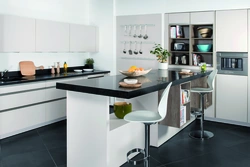 Тарҳи ошхона бо countertops баланд