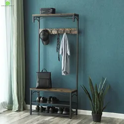 Loft uslubidagi koridor metalldan yasalgan fotosurat