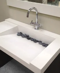 Тастан жасалған ваннаға арналған раковиналар фотосуреті