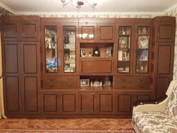 Photo of old walls in the living room