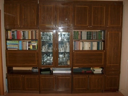 Photo of old walls in the living room