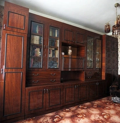 Photo of old walls in the living room