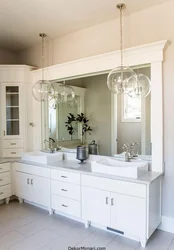 Pendant lamp in the bathroom photo