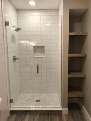 Pallets In The Bathroom Instead Of Shower Cabins Photo
