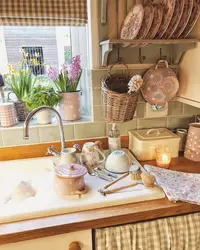 How to decorate the kitchen with little things photo